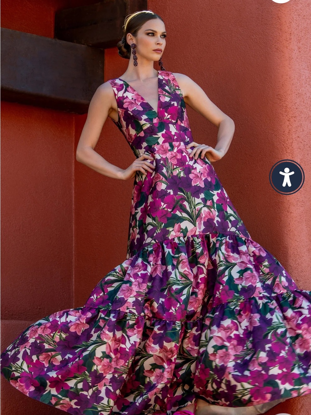NWOT Sachin & Babi Rori Floral Tiered Gown in a Casa Blanca lily print sz 8